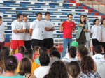 Estudiantes de la generación 2015 viven la bienvenida a la Udelar en Paysandú