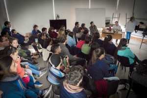 Presentación del prototipo IMANOPLA a estudiantes de Fisioterapia.